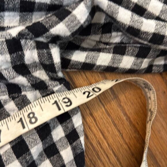 Who What Wear black linen gingham puff sleeve cropped blouse  large - Picture 9 of 10